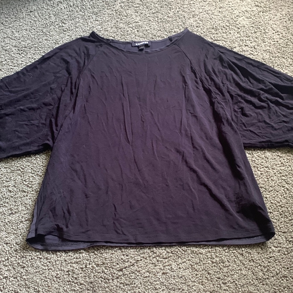 Black shirt